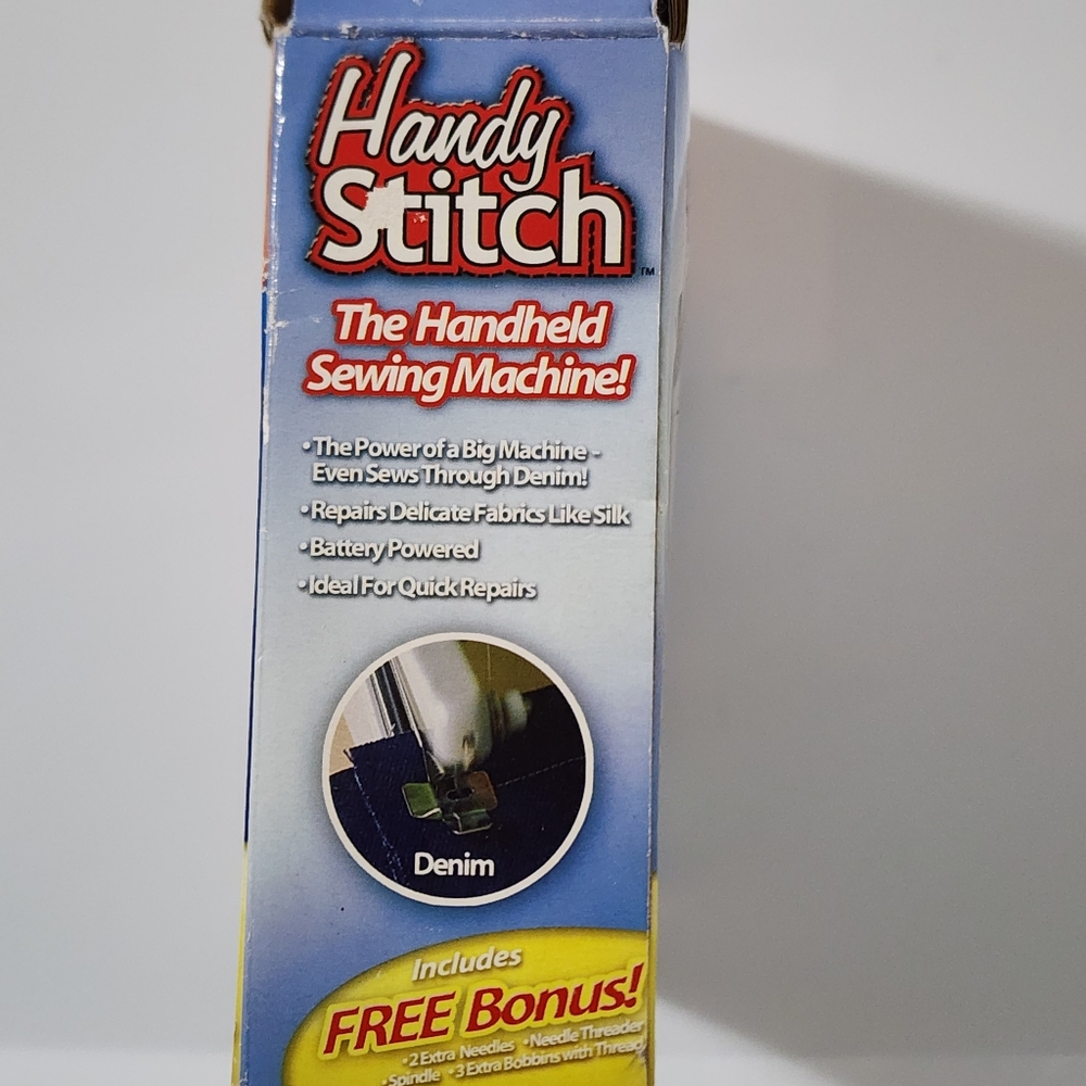 Handy Stitch Handheld Sewing Machine Uses Batteries Portable Cordess - Picture 5 of 7